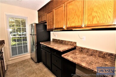 2712 Helaman Ct unit 13, Fayetteville, NC 28303 - photo 4