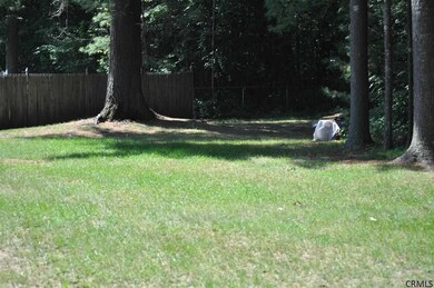 9 Rip van Ln, Saratoga Springs, NY 12866 - photo 2