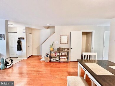 18265 Paladin Dr, Olney, MD 20832 - photo 3