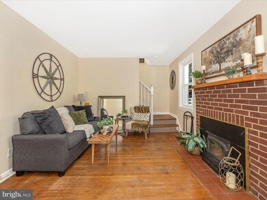 1129 Beechwood Dr, Hagerstown, MD 21742 - photo 4