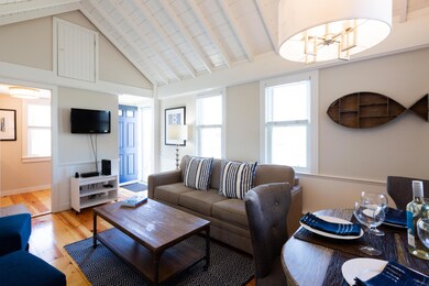 618ShoreRd1C-07-NTruro-w