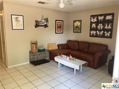 903 N Bishop St, San Marcos, TX 78666 - photo 3