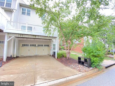 7622 Elmcrest Rd, Hanover, MD 21076 - photo 2