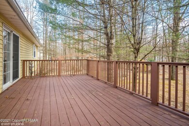 518 Timothy Dr, Effort, PA 18330 - photo 3