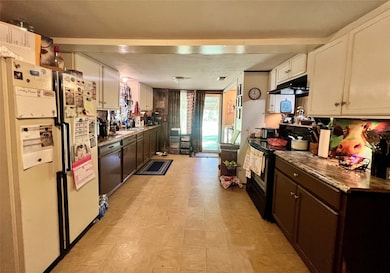 710 N Broadway, Kennard, TX 75847 - photo 7