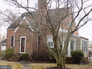 718 E Broad St, Quakertown, PA 18951 - photo 3