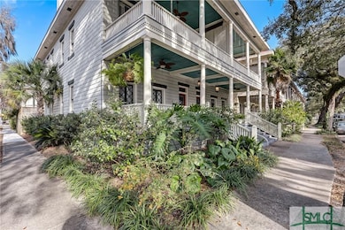 122 W 38th St, Savannah, GA 31401 - photo 3