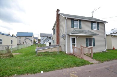 420 Walnut St, Nescopeck, PA 18635 - photo 2