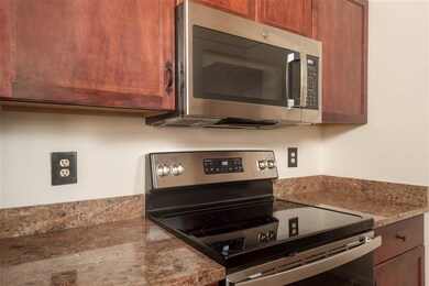 Rivermoor Landing unit 38, Newmarket, NH 03857 - photo 5