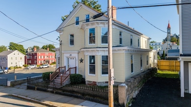 146 Franklin St, Fall River, MA 02720 - photo 4