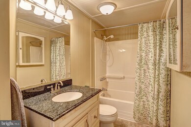 6222 Greenblade Garth, Columbia, MD 21045 - photo 4