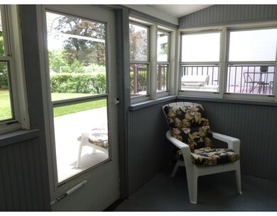 3 Blaine Ave, Holyoke, MA 01040 - photo 5