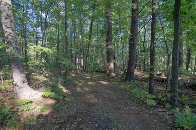 25 Martine Cottage Rd, Portsmouth, NH 03801 - photo 3