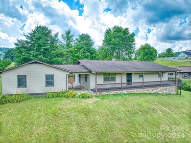 21 Redbud Dr, Burnsville, NC 28714 - photo 3