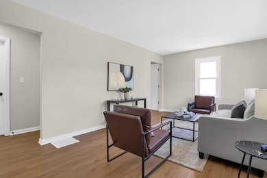 21-web-or-mls-40-n-chesterfield-rd