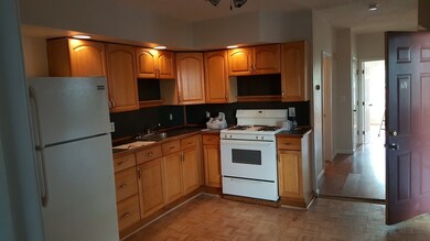 130 Concord St, Lowell, MA 01852 - photo 3