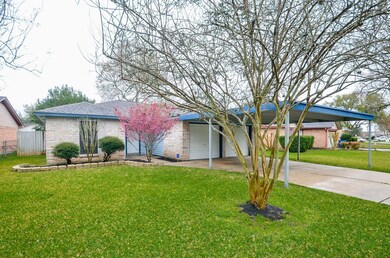 1915 Jones St, Rosenberg, TX 77471 - photo 4