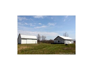 10206 Atkins Rd, Floyds Knobs, IN 47119 - photo 3