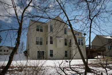 6669 Trafalgar Dr, Macungie, PA 18062 - photo 3