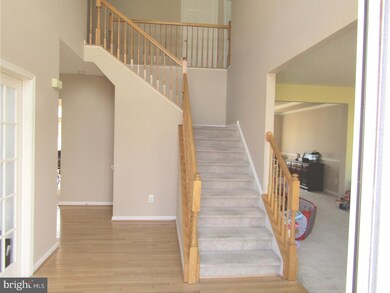 704 Sherwood Dr, Williamstown, NJ 08094 - photo 3