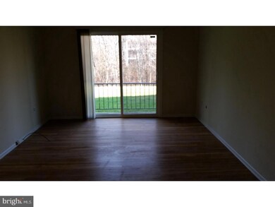 1014 Silver Ct, Hamilton Square, NJ 08690 - photo 6