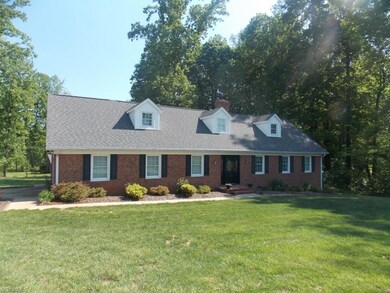 401 E Steeple Chase Rd, Pleasant Garden, NC 27313 - photo 2