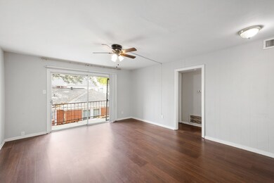 1710 Indiana St unit 4, Houston, TX 77006 - photo 3