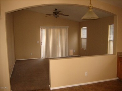 LIVING RM