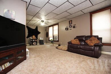 Living Room 4 3 (1)