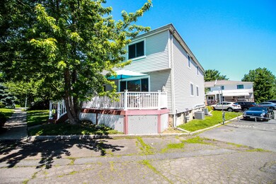 448-2 Caswell Ave unit 2, Staten Island, NY 10314 - photo 2