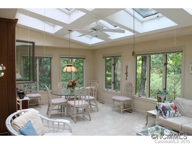 4 Seasons Room