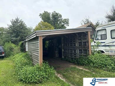 106 Center St, Auburn, NE 68305 - photo 5