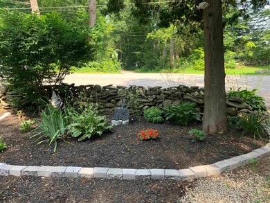 357 N River Rd, Epping, NH 03042 - photo 4