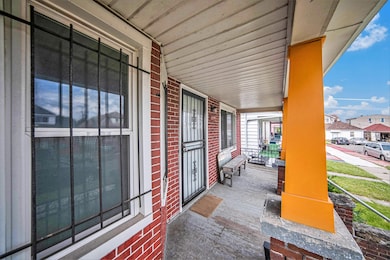 3346 Meade St, HamtraMcK, MI 48212 - photo 4