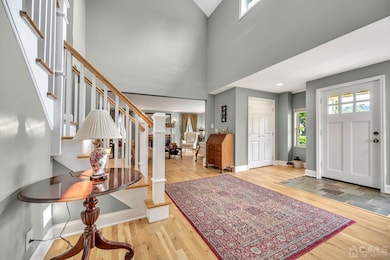 19 Logan Ln, Piscataway, NJ 08854 - photo 6