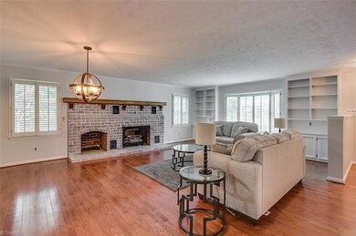 555 Edgewood Rd, Asheboro, NC 27205 - photo 6