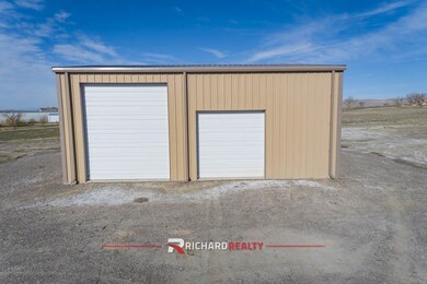 3380 Faye St, Greybull, WY 82426 - photo 2