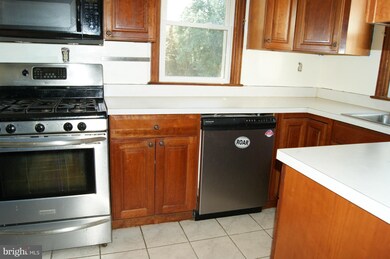 201 Sycamore Rd, Curtis Bay, MD 21226 - photo 7