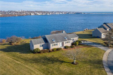18 Friends Dr, Newport, RI 02840 - photo 2