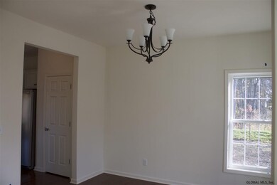 7 Rysedorph Ln, Rensselaer, NY 12144 - photo 6