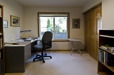 10525 226th St SW, Edmonds, WA 98020 - photo 2