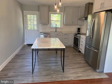 1112 Broadview Rd, Fort Washington, MD 20744 - photo 3