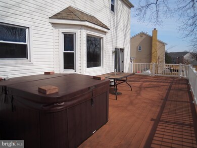 37 Summer Dr, Southampton, PA 18966 - photo 4