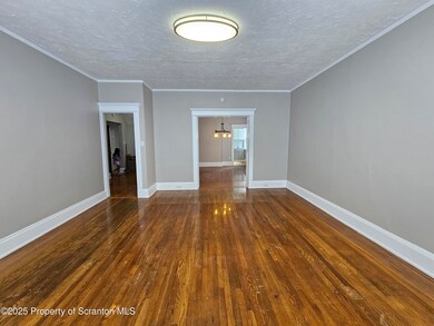 218 S Franklin St unit Fl 2, Wilkes Barre, PA 18701 - photo 4