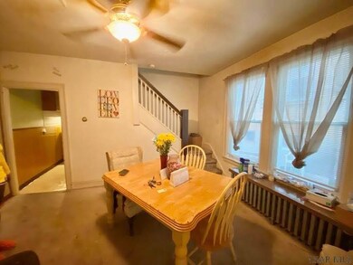 711 Dining Room