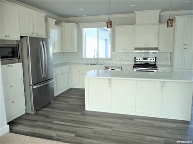 1410 Boardwalk Ave, Molalla, OR 97038 - photo 5