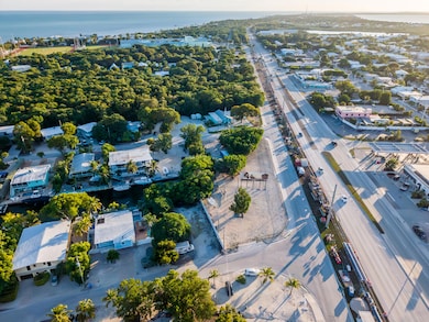 90291 Old Hwy, Tavernier, FL 33070 - photo 2