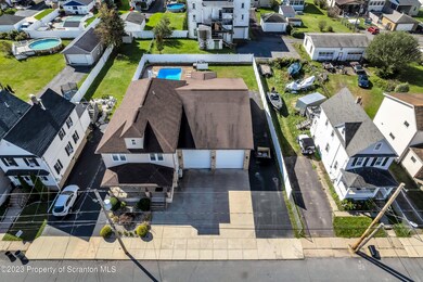 614 Throop St, Dunmore, PA 18512 - photo 3