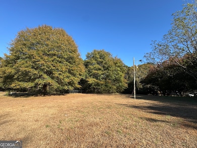 2036 Ross Ln, Locust Grove, GA 30248 - photo 3