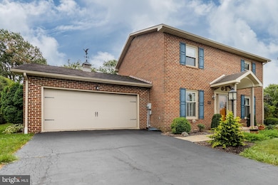 2260 Scotland Rd, Chambersburg, PA 17201 - photo 2